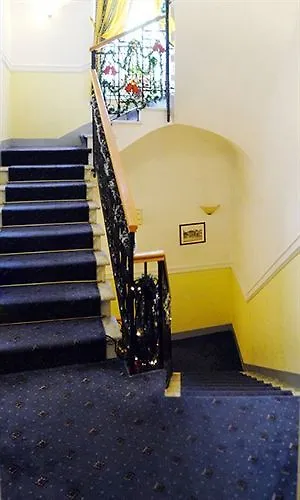 Hotel Coppede' Рим